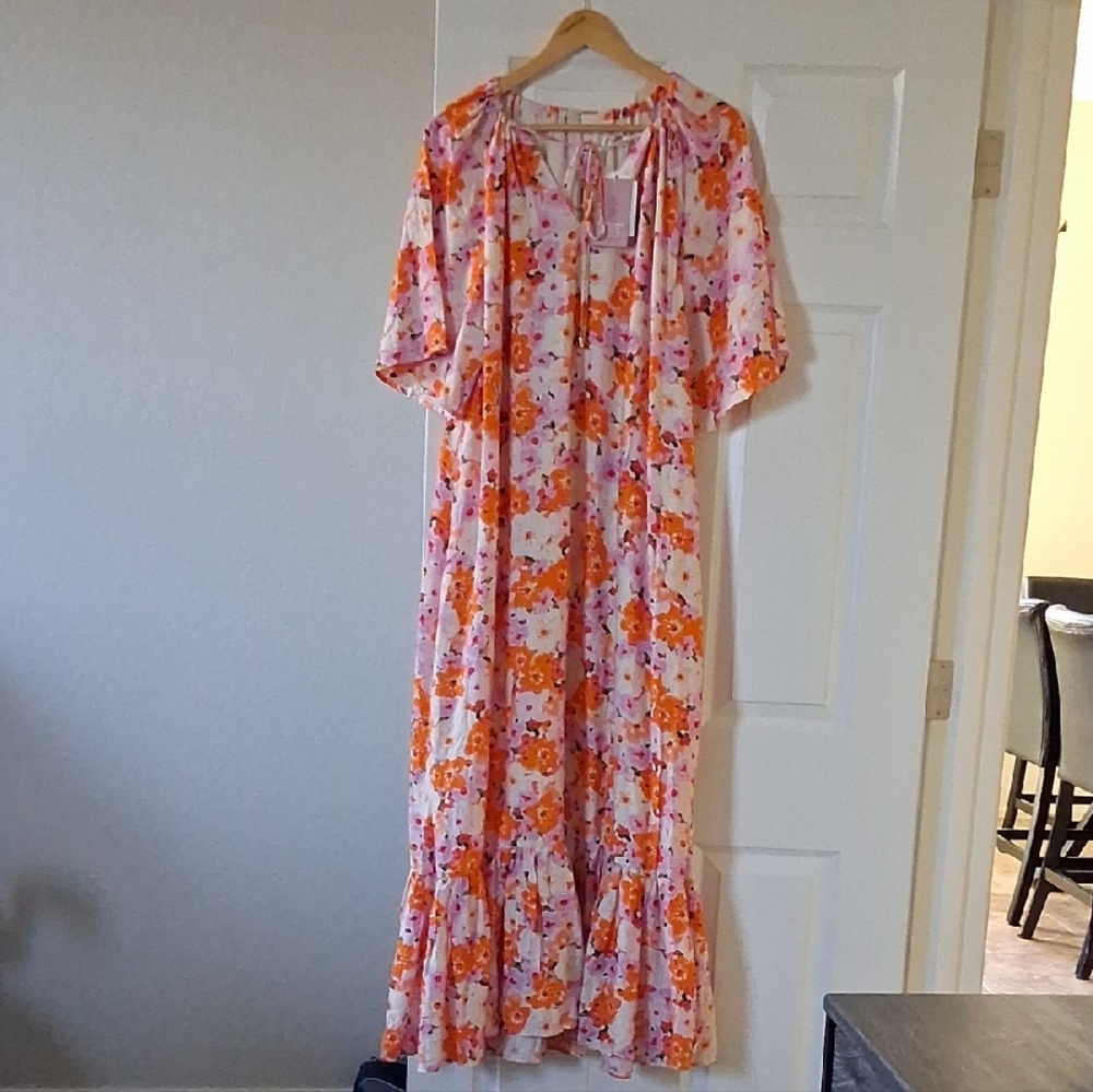 Ivy City Co Pink and Orange Floral Maxi Dress